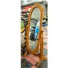 Image 1 : LARGE FREE STANDING MIRROR