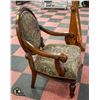 Image 2 : LARGE VINTAGE WOODEN UPHOLSTERED CHAIR