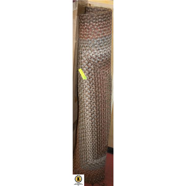 BROWN BRAIDED RUG