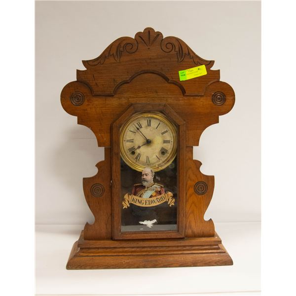 VINTAGE MANTLE CLOCK