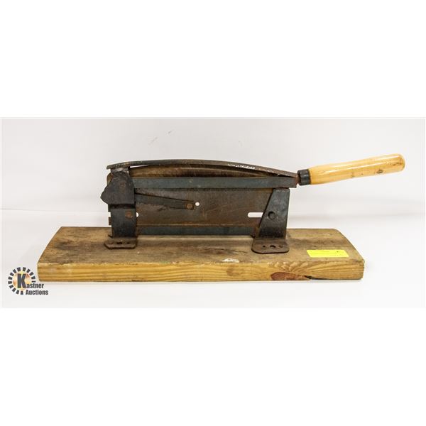 VINTAGE TOBACCO CUTTER