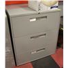 Image 1 : 3 DRAWER LATERAL FILING CABINET 36" X 19" X 41"