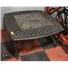 Image 1 : 4X4 LAWN TABLE FIREPIT WITH LID AND SCREEN