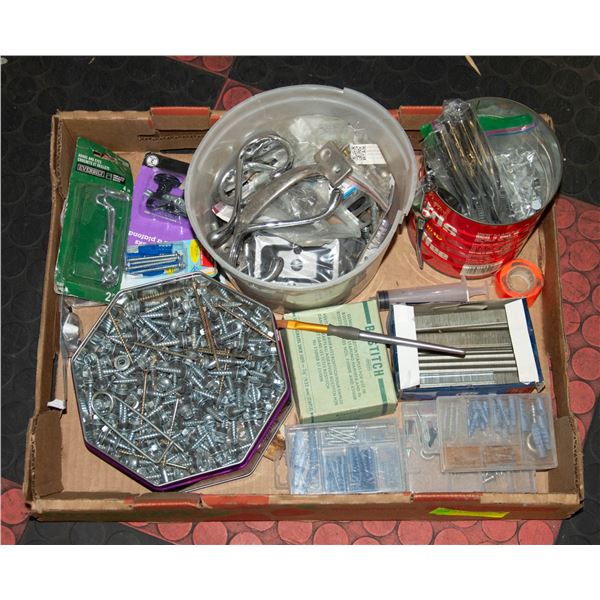 TRAY OF ASST HARDWARE