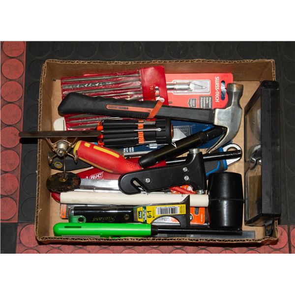 FLAT OF ASSORTED HAND TOOLS