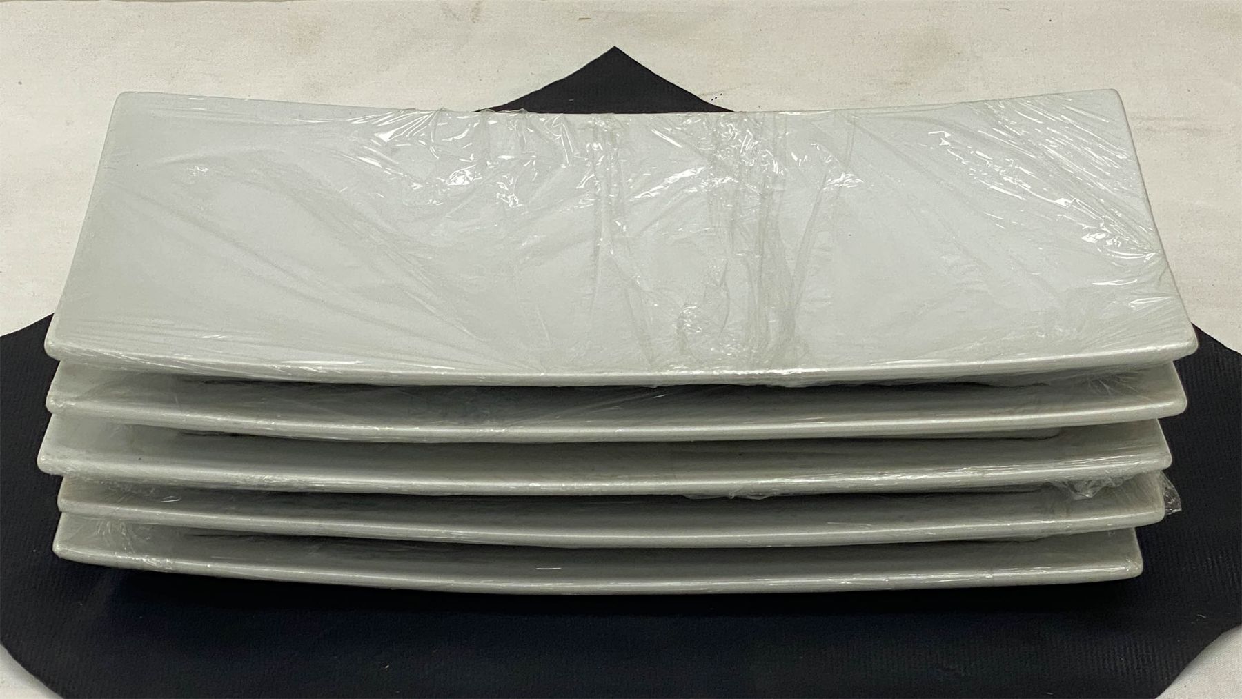 5 RECTANGULAR PLATES