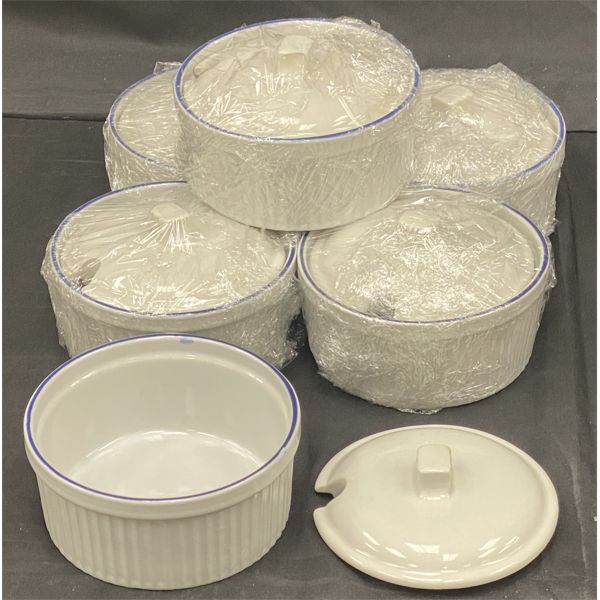 6 RAMKIN WITH LIDS
