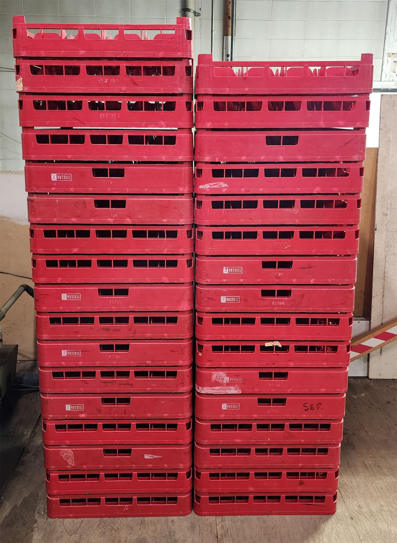 LARGE LOT CAMRACK GLASS RACK TRAYS (RED)