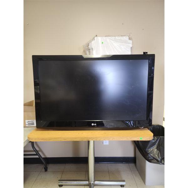 42  LG PLASMA TV