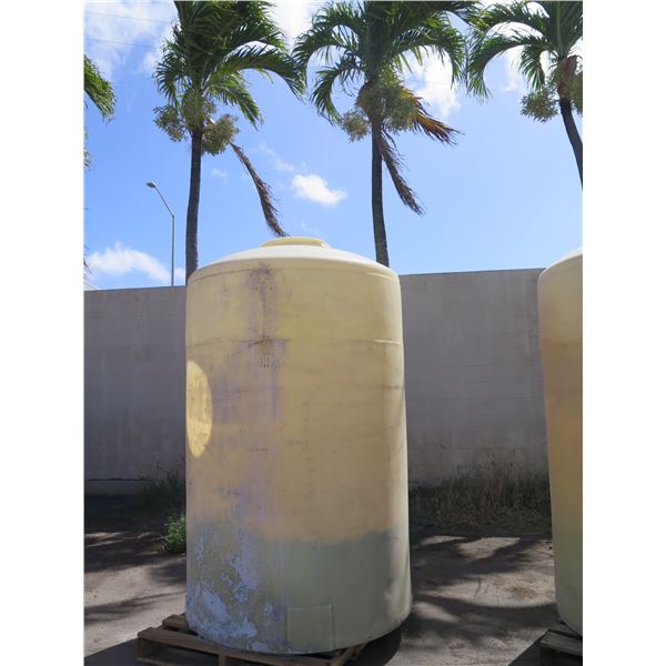 (Oahu) Plastic Storage Container by Poly Cal Plastics, 500 Gallons (Was used to store fertilizer)