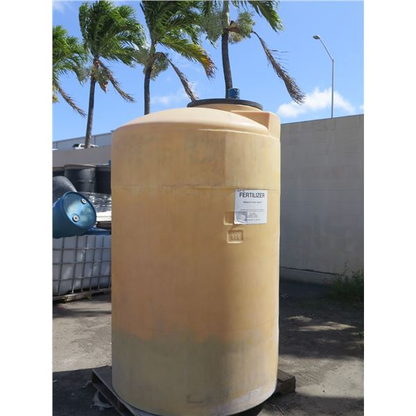 (Oahu) Plastic Storage Container by Poly Cal Plastics, 500 Gallons (Was used to store fertilizer)