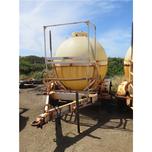 (Oahu) 1000-Gallon Ball Tank on Trailer w/ Pump (Pump Untested), No Title or Paperwork