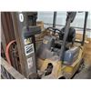 Image 23 : (Maui) 2004 CAT Forklift P5000 (Does Not Run, Needs Repair)