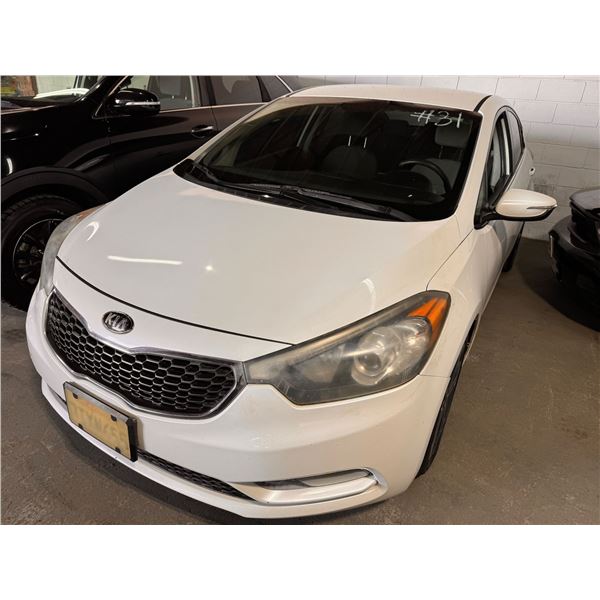 2015 Kia Forte - CLEAN/121,549 Mi