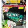 NEW 28LB ARM & HAMMER CLUM & SEAL SLIDE CAT LITTER