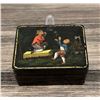 Image 1 : Antique Russian Lacquer Paper Mache Trinket Box