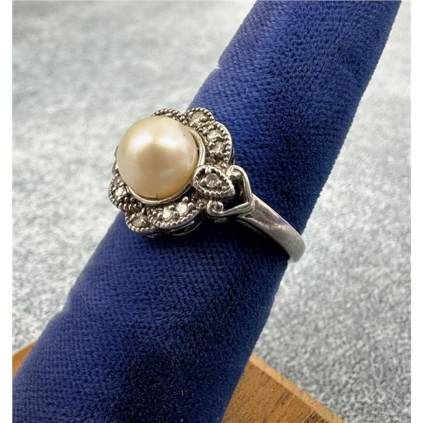 Sterling Silver Marcasite Pearl Ring