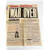 Image 3 : WW2 Japan Surrenders Newspapers