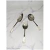 Image 2 : Lot of Misc Mother of Pearl Silver Plate, Set of 6 Bread Knives