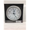 Image 1 : HOMETRENDS WALL CLOCK