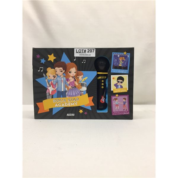 ROCKSTAR ACADEMY WITH MICROPHONE/JOURNAL + SUNGLASSES