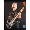 Image 1 : ROGER WATERS SIGNED 8 X 10 (GCG HOLO)