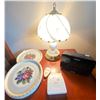 Image 1 : Set Of Framed Floral Embroidery With Vintage Touch Lamp With Clapper ( Does Not Work With Touch)