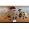 Image 1 : Assortment Of Costume Jewelry