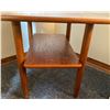 Image 2 : Mid Century Modern Teak Side Table 25L x 19W x 19T
