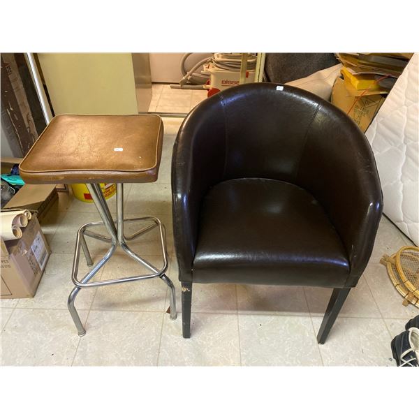 Faux Leather Chair With Spinning Stool