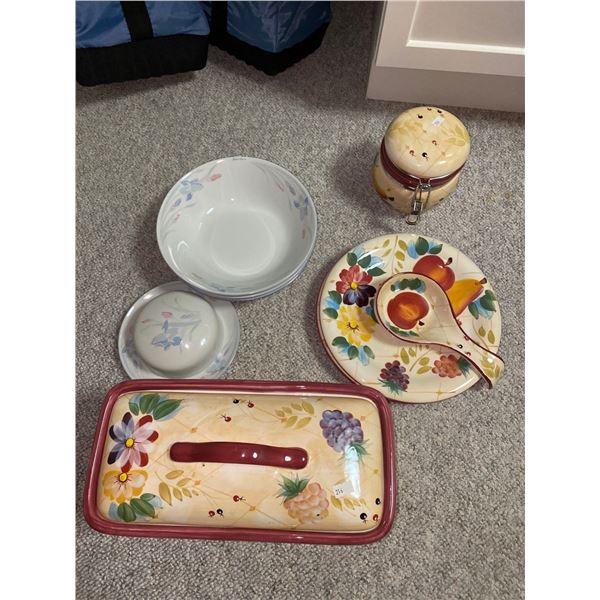 Heritage Mint Gathering Ceramic Set With Excel Fresh Flowers Serving Plates