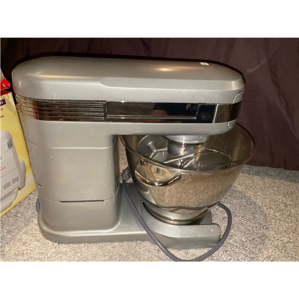 Cuisine Art Stand Mixer SM-55c Series  , Philips Waffle Maker KB4B5500, Sunbeam Food Slicer 4837-33