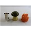 Image 5 : (3) Decorations - Frog, Mushroom, Skunk