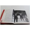 Image 2 : Hockey Chronicles Book