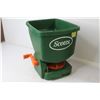 Image 3 : Scott's Fertilizer Spreader - Baileys Tin