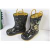 Image 4 : (3) Pairs of Children's Boots (size 6)