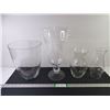 Image 1 : (3) Glass Vases and (1) Oil Lantern Chimney