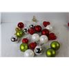 Image 5 : Christmas Balls & Ornaments in Carrying Box