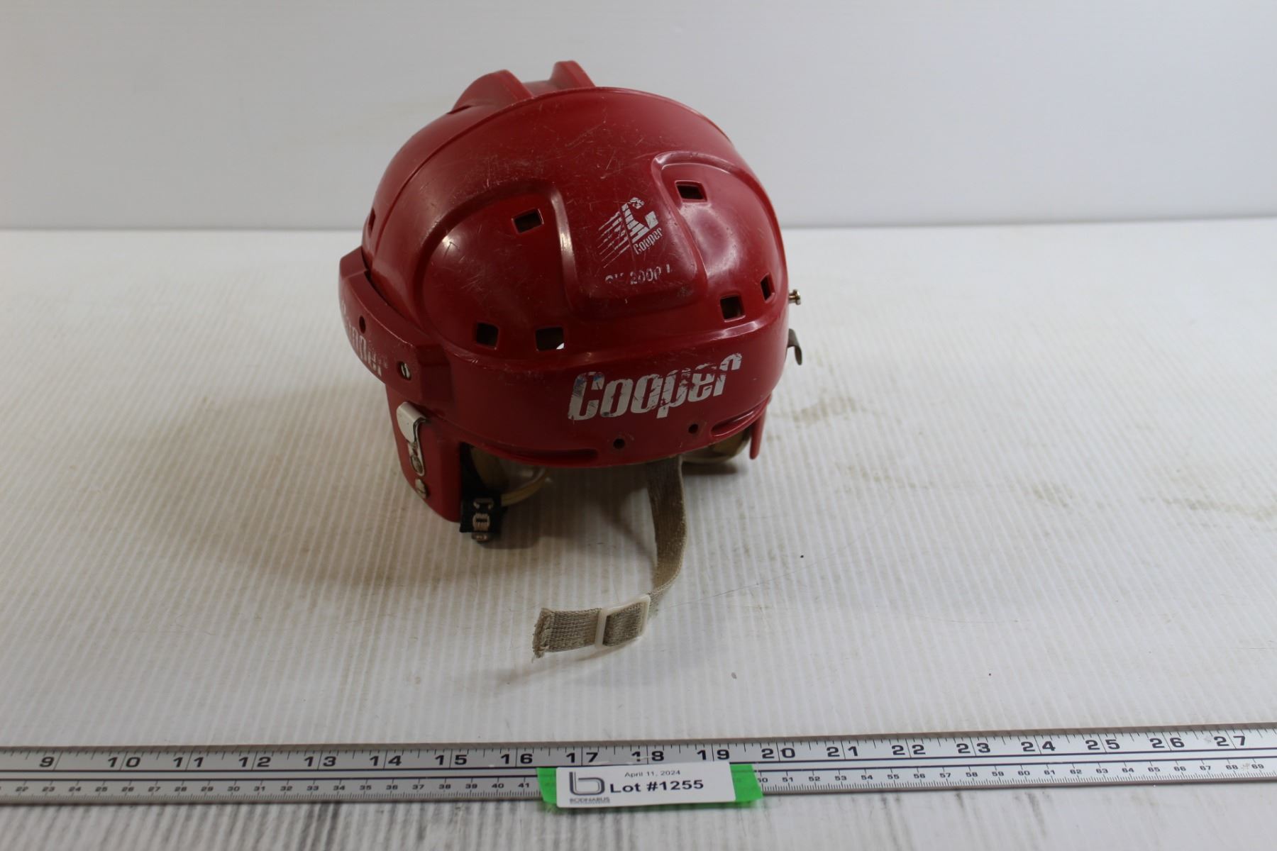 Casques de Dek Hockey - Sécurité et Confort | LDK Canada Casques de Dek Hockey - Sécurité et Confort | LDK Canada