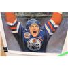 Image 4 : Mark Messier Poster - 19 3/4" x 24 1/2", Grey Cup Flag