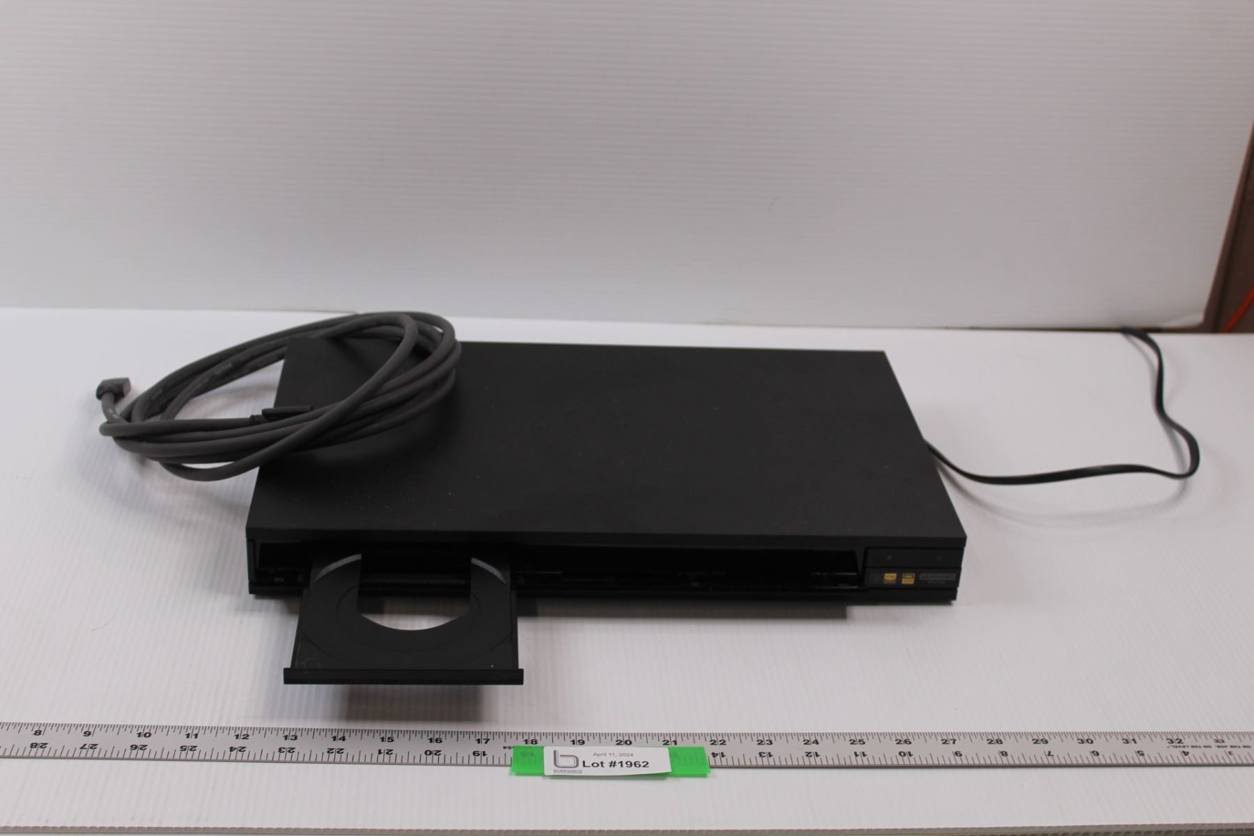 Sony Ultra HD Blue-Ray Player Model UBP-X800 (Powers up/Untested ...