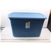 Image 1 : *Rubbermaid Tote w/Lid ( 109.8L)