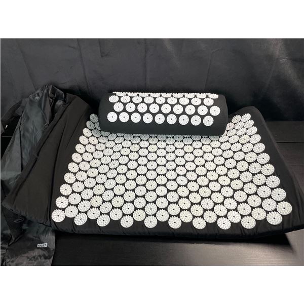 Lot of 1 Accupressure Mat & Pillow Set for Neck & Back Pain w/ Storage Bag - Brand New