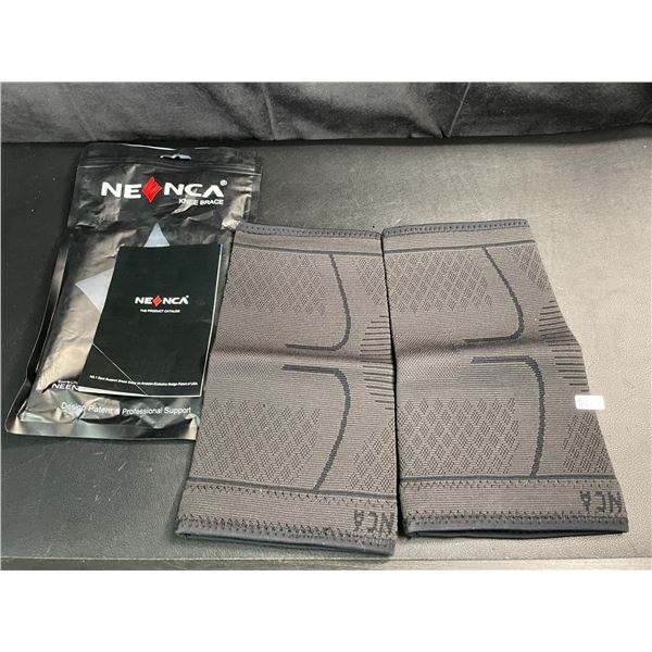 Lot of 1 Neenca 2-Pack Professional Knee Braces - Size Small - Black/Grey
