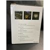 Image 3 : Lot of 1 Box of LED Solar-Powered Pathway Lawn/Garden Lights - 6 Pack - Brand New