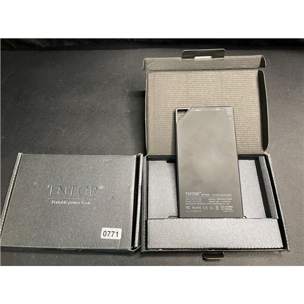 Lot of 2 TNTOR Slim Portable Powerbanks/Portable Chargers - 5000mah - Brand New