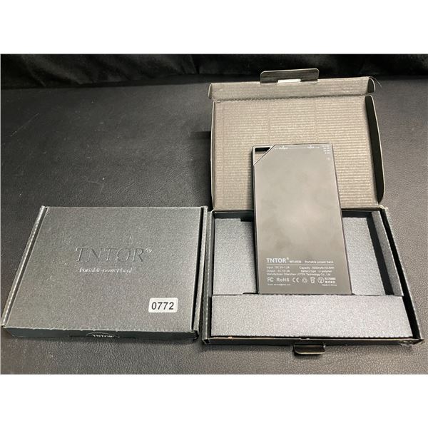 Lot of 2 TNTOR Slim Portable Powerbanks/Portable Chargers - 5000mah - Brand New