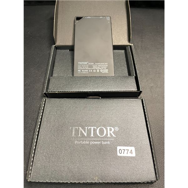 Lot of 2 TNTOR Slim Portable Powerbanks/Portable Chargers - 5000mah - Brand New