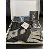 Image 1 : Lot of 1 Pair of Heated Winter Gloves with Powerbanks - Brand New!