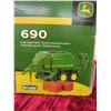Image 4 : John Deere 690 Large Square Baler 1:16 Scale in Original Box